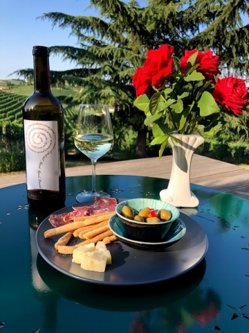 1906 cnv terrasse apero3